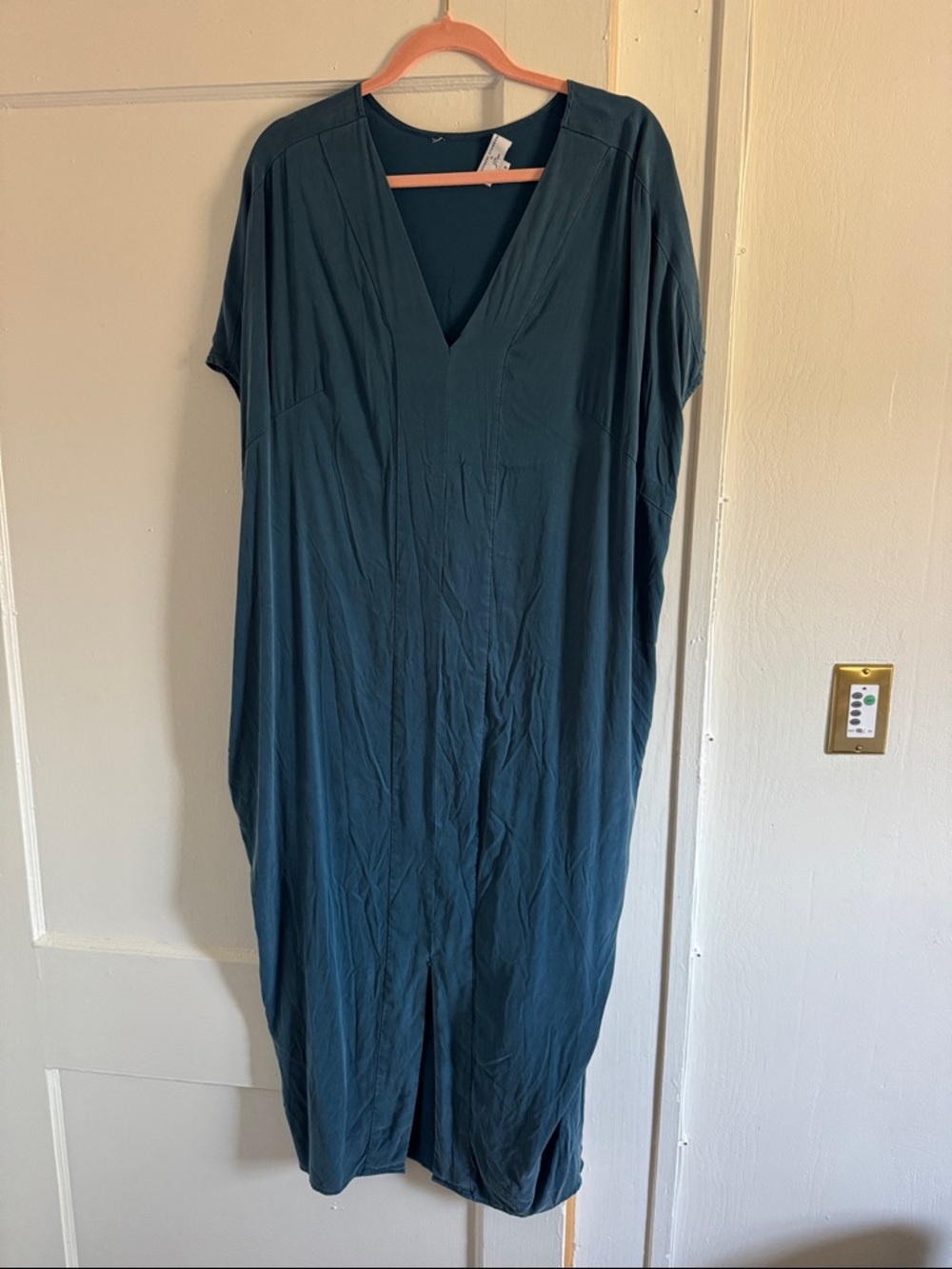 Universal Standard Teal Round-Neck Midi Dress